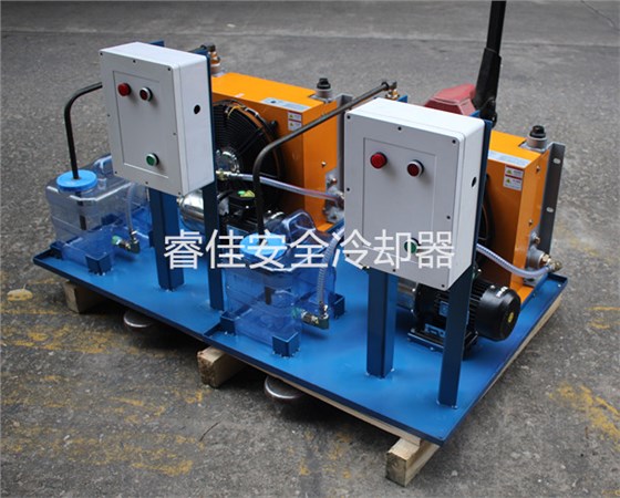 帶水泵水箱式自循環(huán)風(fēng)冷卻器.jpg