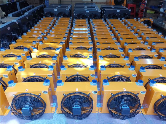 散熱器打包發貨