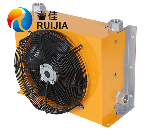 風冷式油冷卻器
