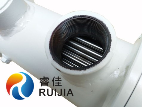 造成<font color='red'>管殼式換熱器</font>泄漏的原因有哪些？