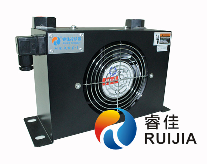液壓站風冷油散熱器RJ-184側面.jpg