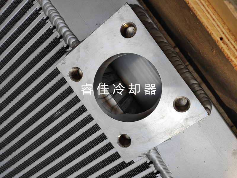 空壓機(jī)風(fēng)冷散熱器.jpg