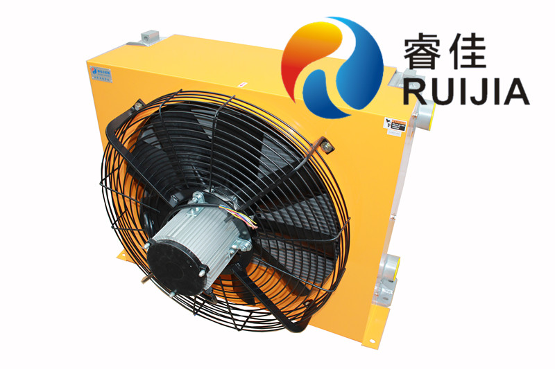 415V電壓風(fēng)冷<font color='red'>換熱器</font>