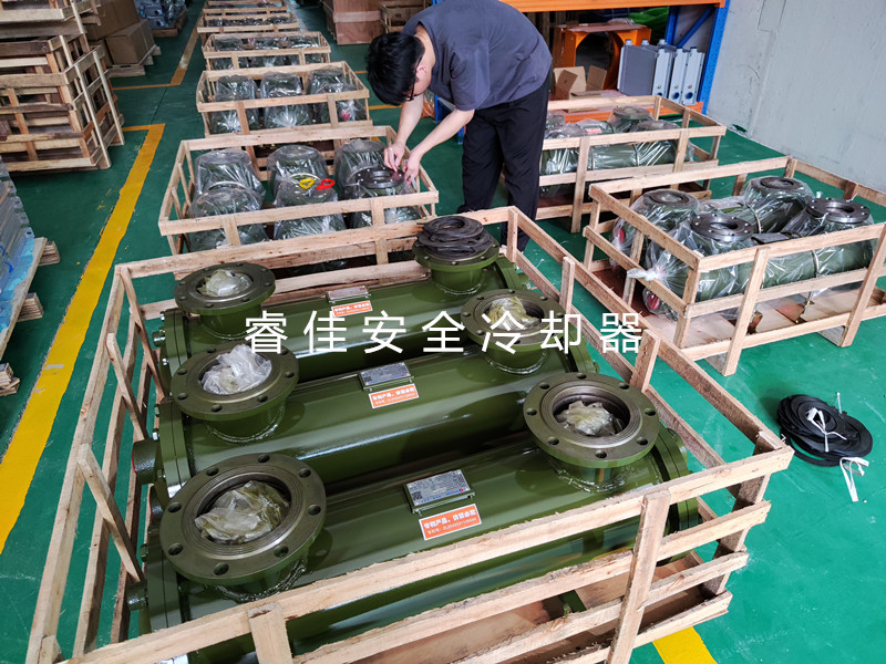 空壓機(jī)水冷卻器
