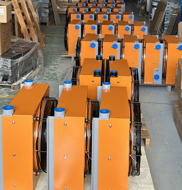 風冷式油冷卻器打包發貨