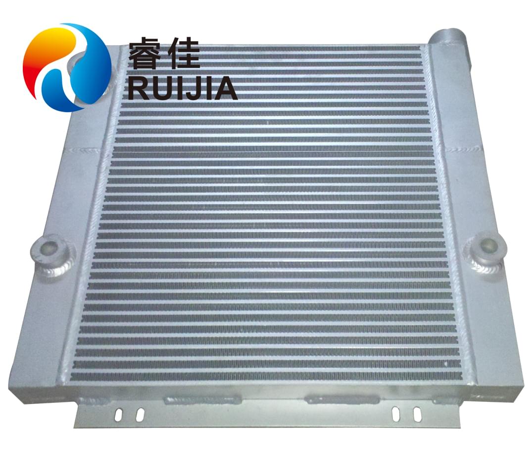<font color='red'>阿特拉斯空壓機冷卻器</font>的那些事兒