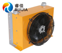 <font color='red'>睿佳冷卻器</font>攜手上海新朋友 共創(chuàng)佳績(jī)
