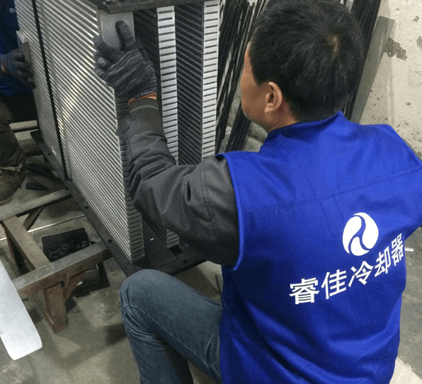 【客戶上門】空壓機冷卻器定做，睿佳幫到您